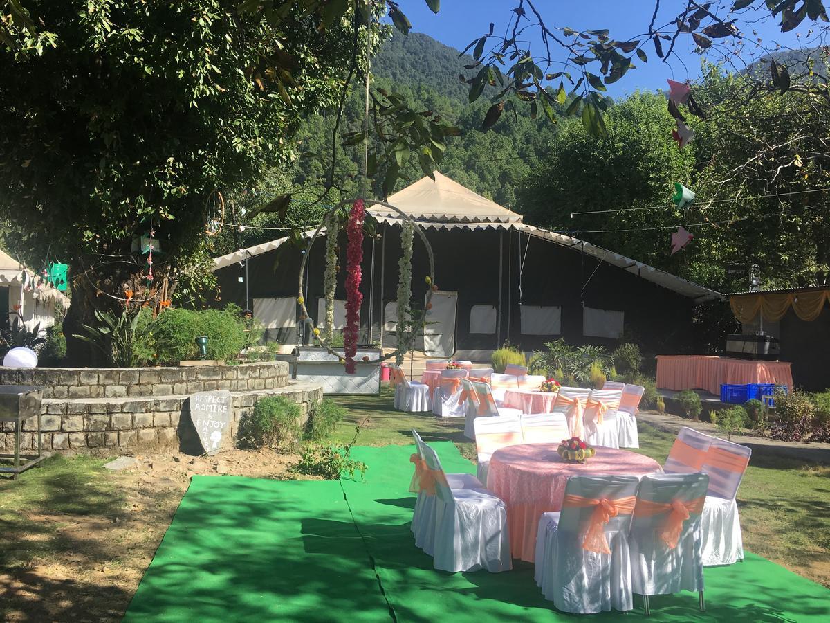 Tatva Bir Tents And Hotel Kangar Exterior photo