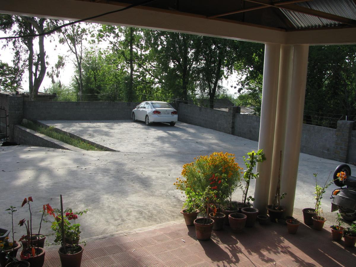 Tatva Bir Tents And Hotel Kangar Exterior photo